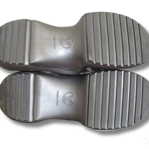 Louis Vuitton Archlight Sneakers in Silver – Size 38.5 (Women’s 8) - Picture 4 of 5